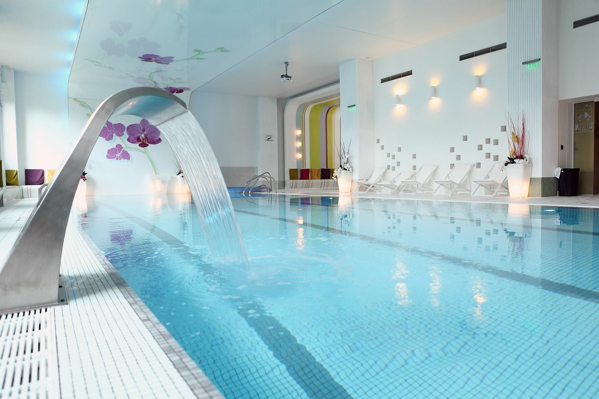 Penthouse Orhideea Aparthotel Boekarest Buitenkant foto