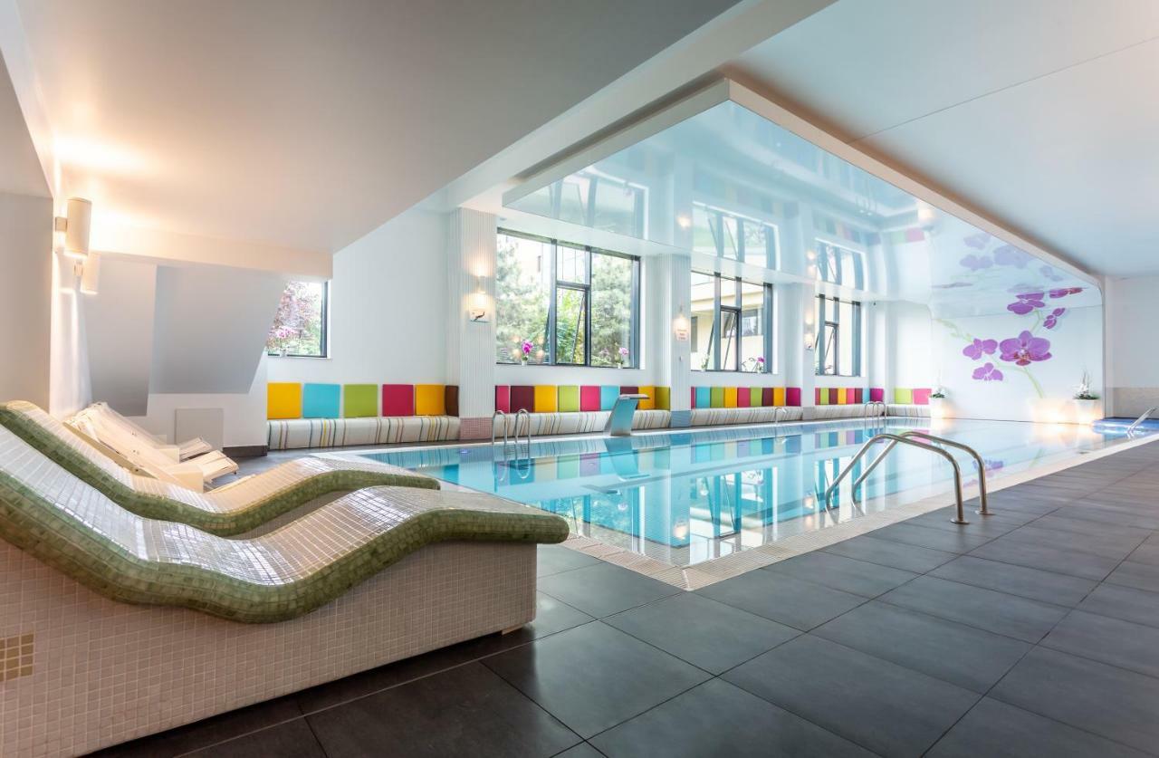 Penthouse Orhideea Aparthotel Boekarest Buitenkant foto
